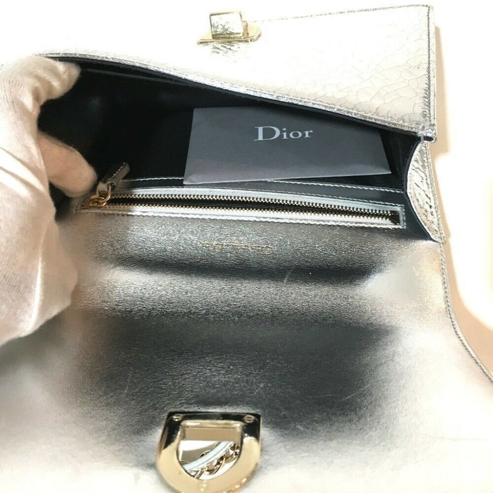 AUTHENTIC UNUSED DIOR Small flap DIORAMA Shoulder Bag Silver/GoldHW - Picture 6 of 8